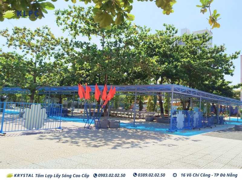Tấm lợp lấy sáng KLPC: An toàn và bền vững cho trường Tiểu học Ngô Gia Tự 2 tam lop lay sang chong nong